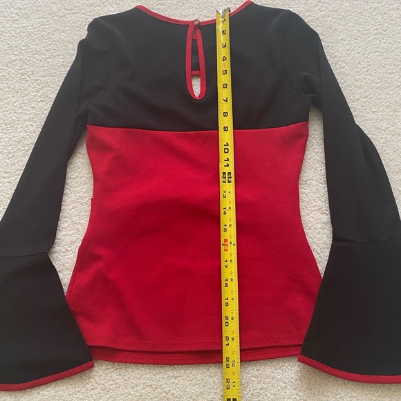 BLACK/RED DETAILED LONG BELL SLEEVE TOP - Picture 6 of 9